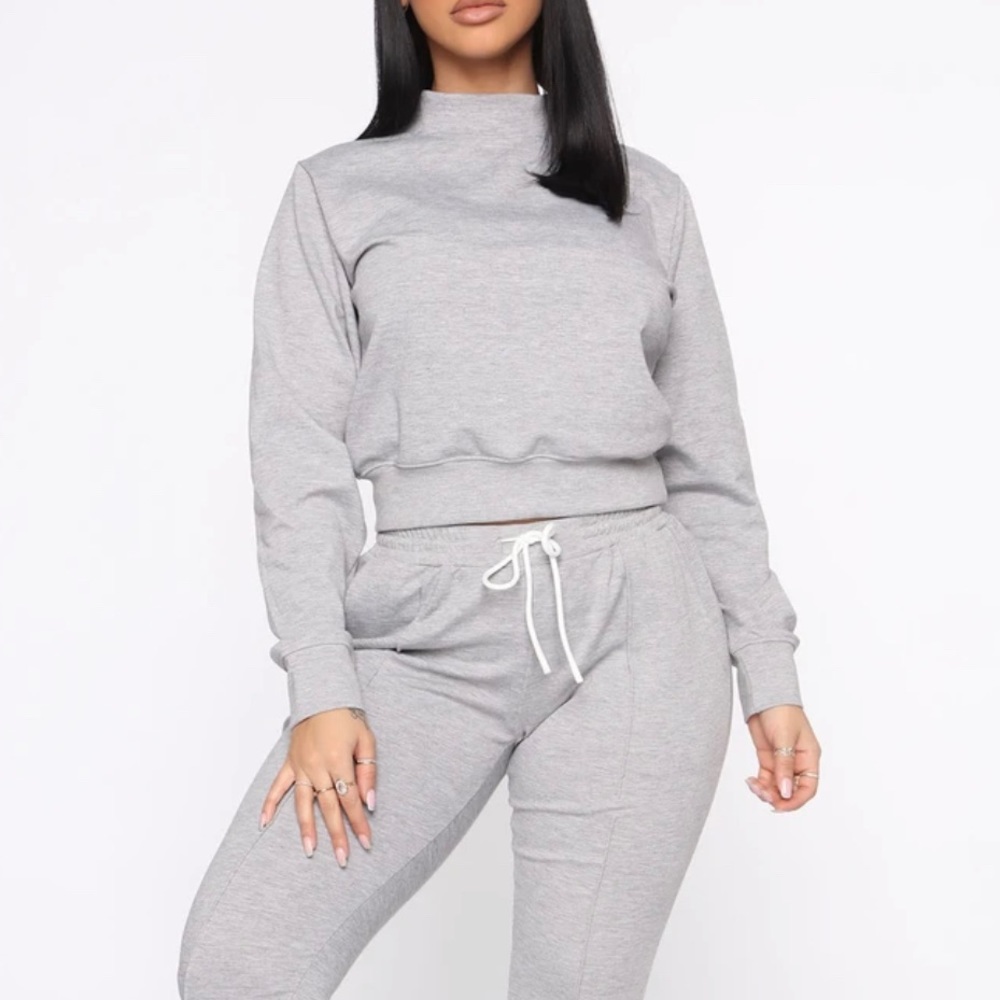 🆕 Heather grey jogger set